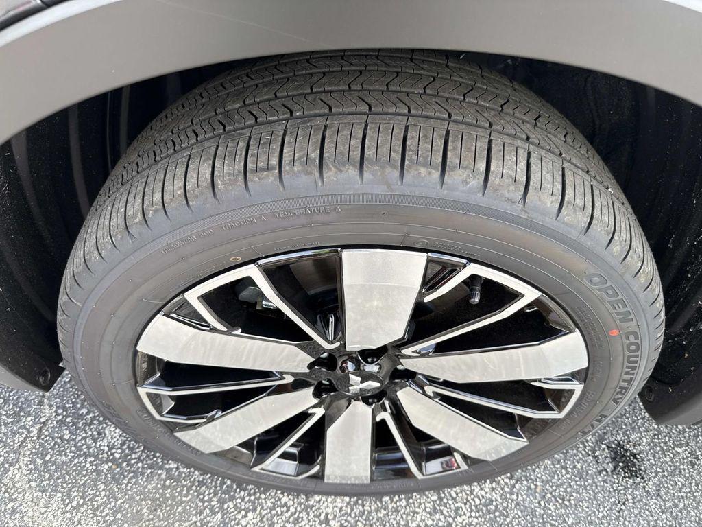 new 2025 Mitsubishi Outlander car, priced at $41,145