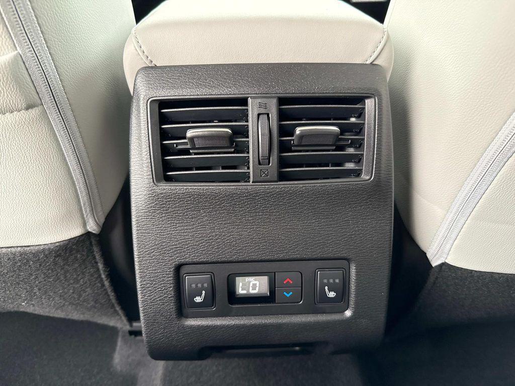 new 2025 Mitsubishi Outlander car, priced at $46,590