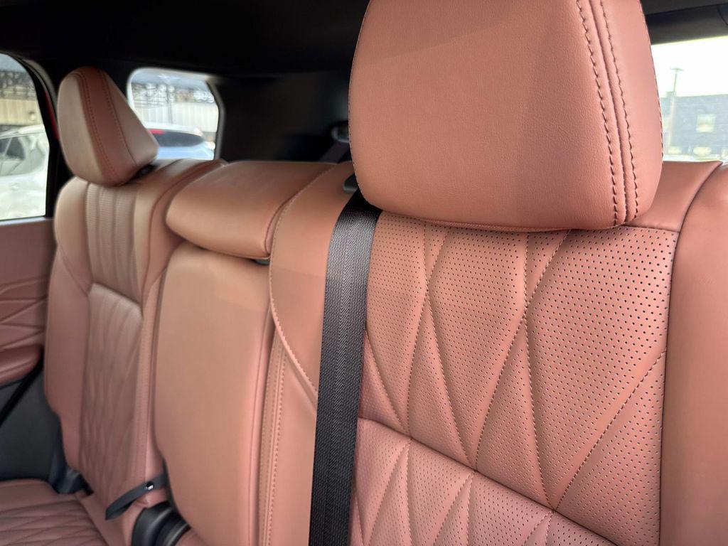 new 2025 Mitsubishi Outlander car, priced at $45,145