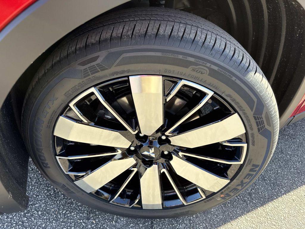 new 2026 Mitsubishi Outlander car, priced at $32,775