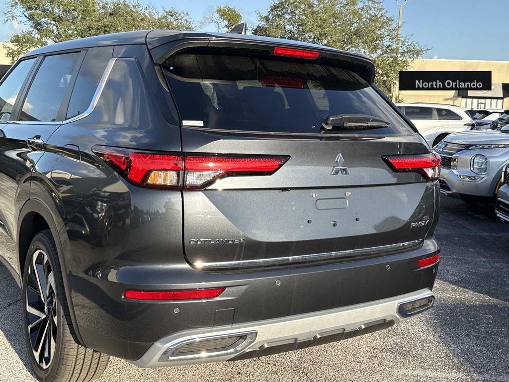 new 2025 Mitsubishi Outlander PHEV car, priced at $46,095