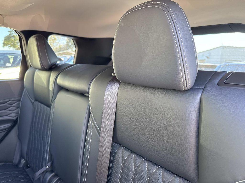 new 2026 Mitsubishi Outlander car, priced at $36,235