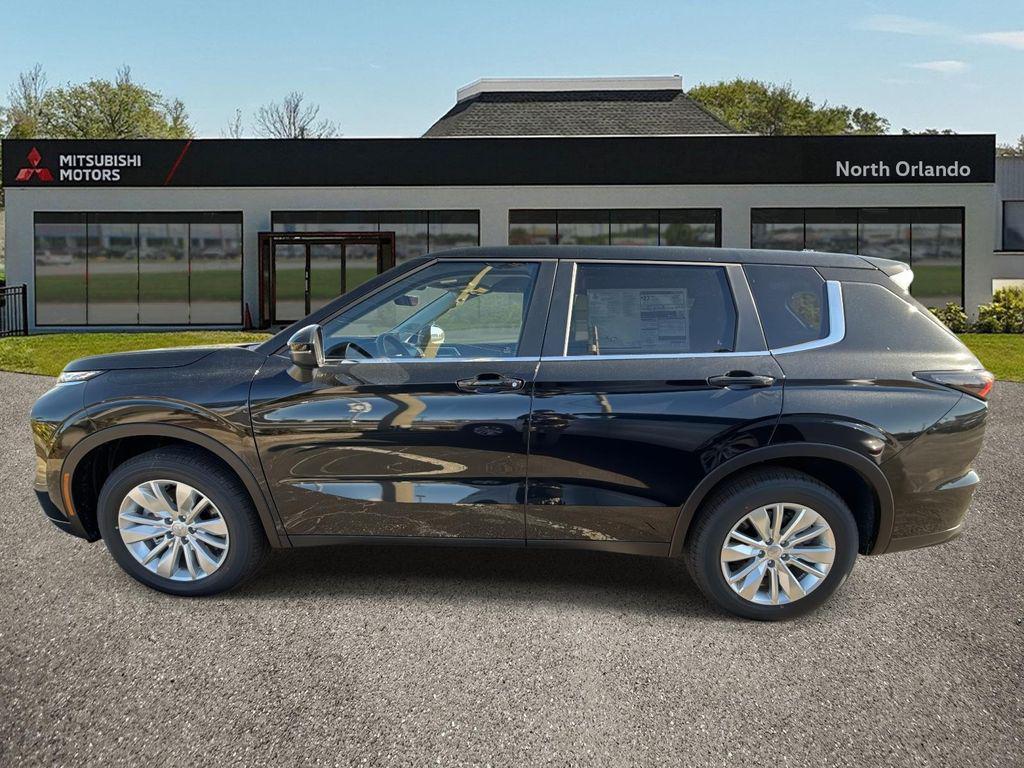 new 2025 Mitsubishi Outlander car, priced at $33,290