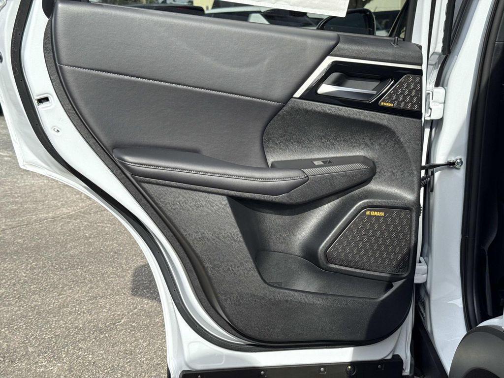 new 2026 Mitsubishi Outlander car, priced at $41,175