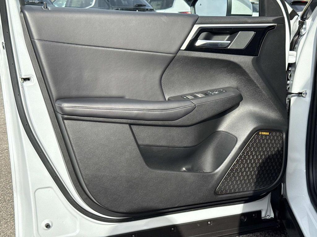 new 2026 Mitsubishi Outlander car, priced at $41,175