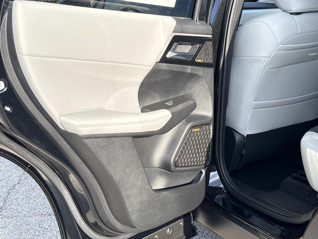 new 2026 Mitsubishi Outlander car, priced at $41,175