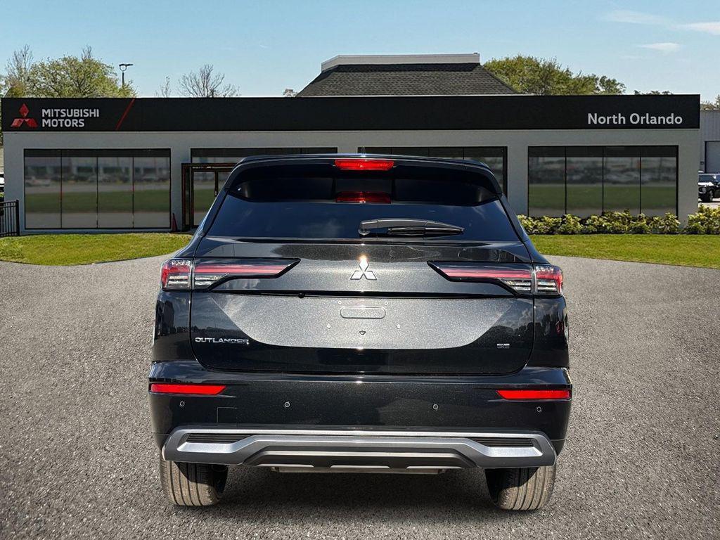 new 2026 Mitsubishi Outlander car, priced at $41,175