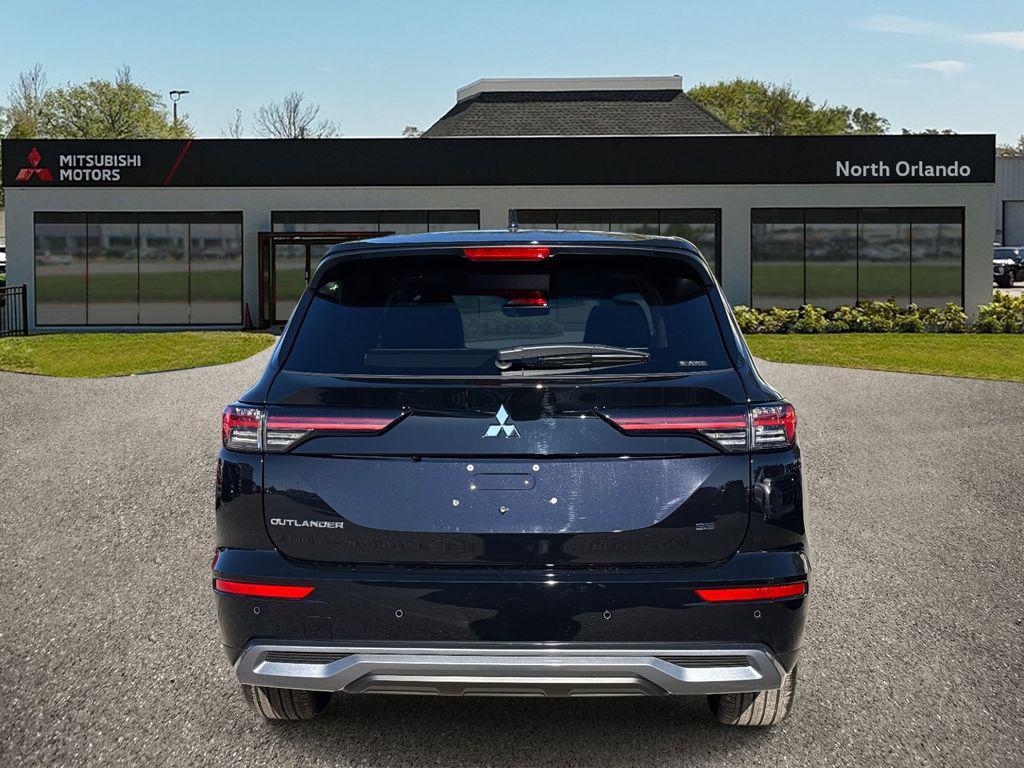 new 2026 Mitsubishi Outlander car, priced at $37,215