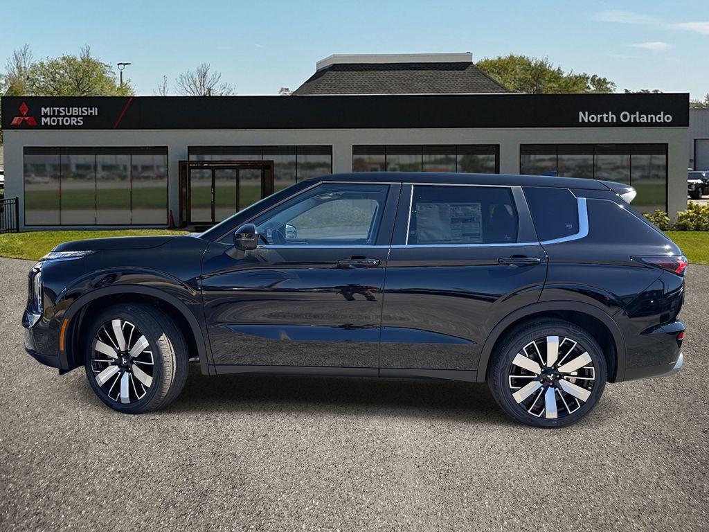 new 2026 Mitsubishi Outlander car, priced at $32,045