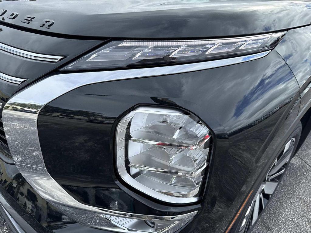 new 2025 Mitsubishi Outlander car, priced at $41,740