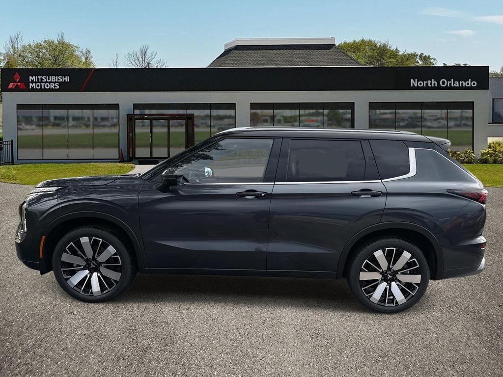 new 2025 Mitsubishi Outlander car, priced at $36,805