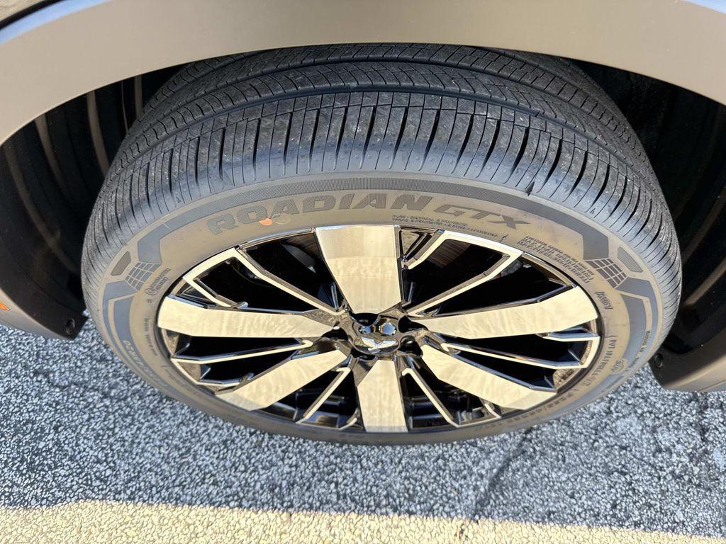 new 2025 Mitsubishi Outlander car, priced at $41,840