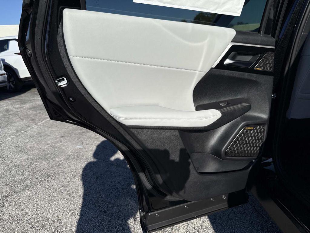 new 2025 Mitsubishi Outlander car, priced at $41,840