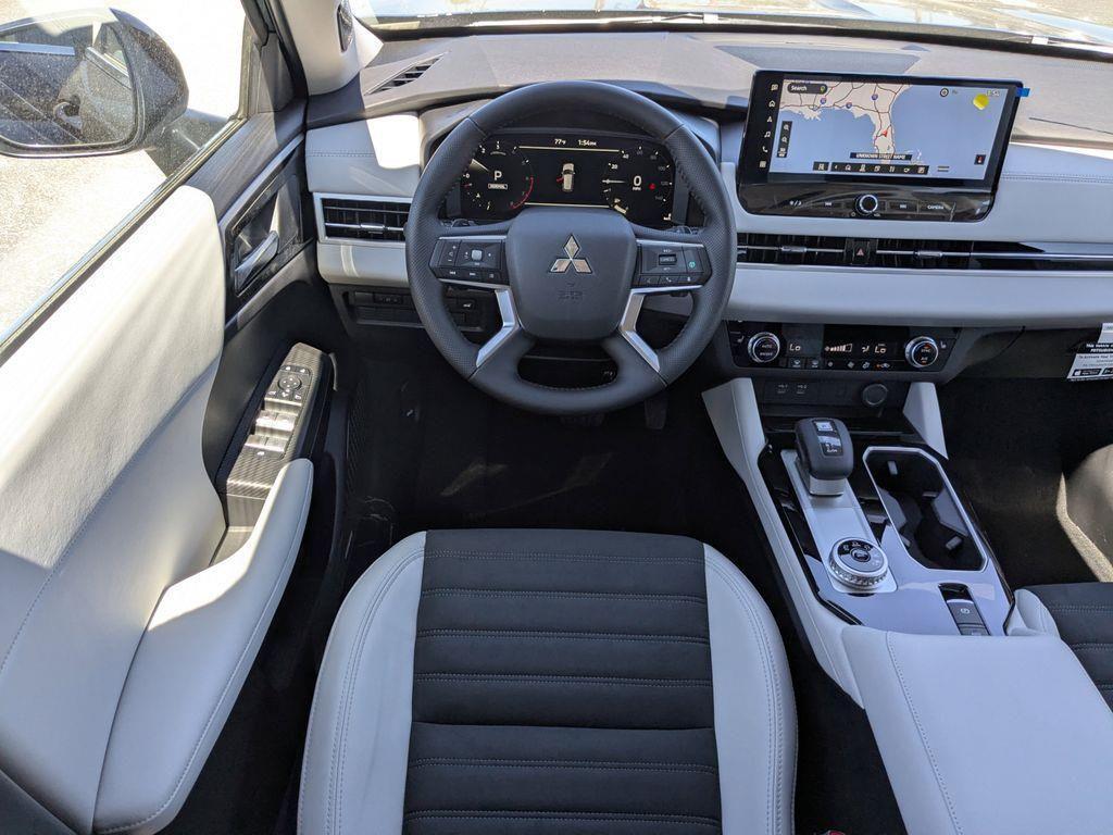 new 2025 Mitsubishi Outlander car, priced at $38,015