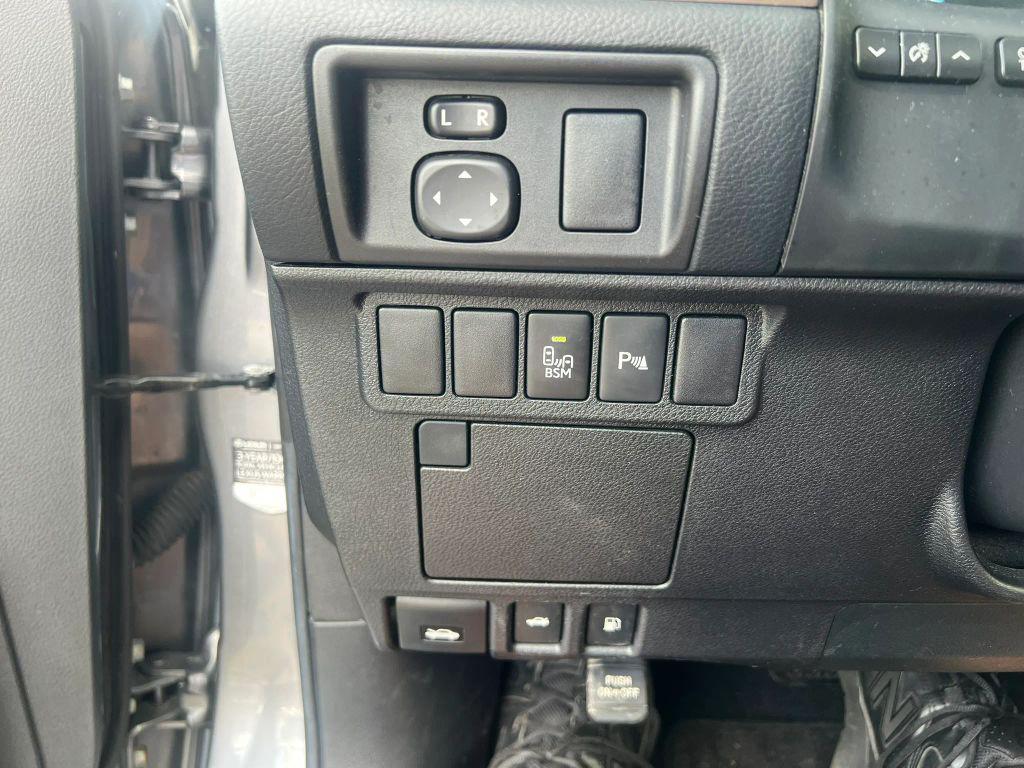 used 2013 Lexus ES 350 car, priced at $13,988