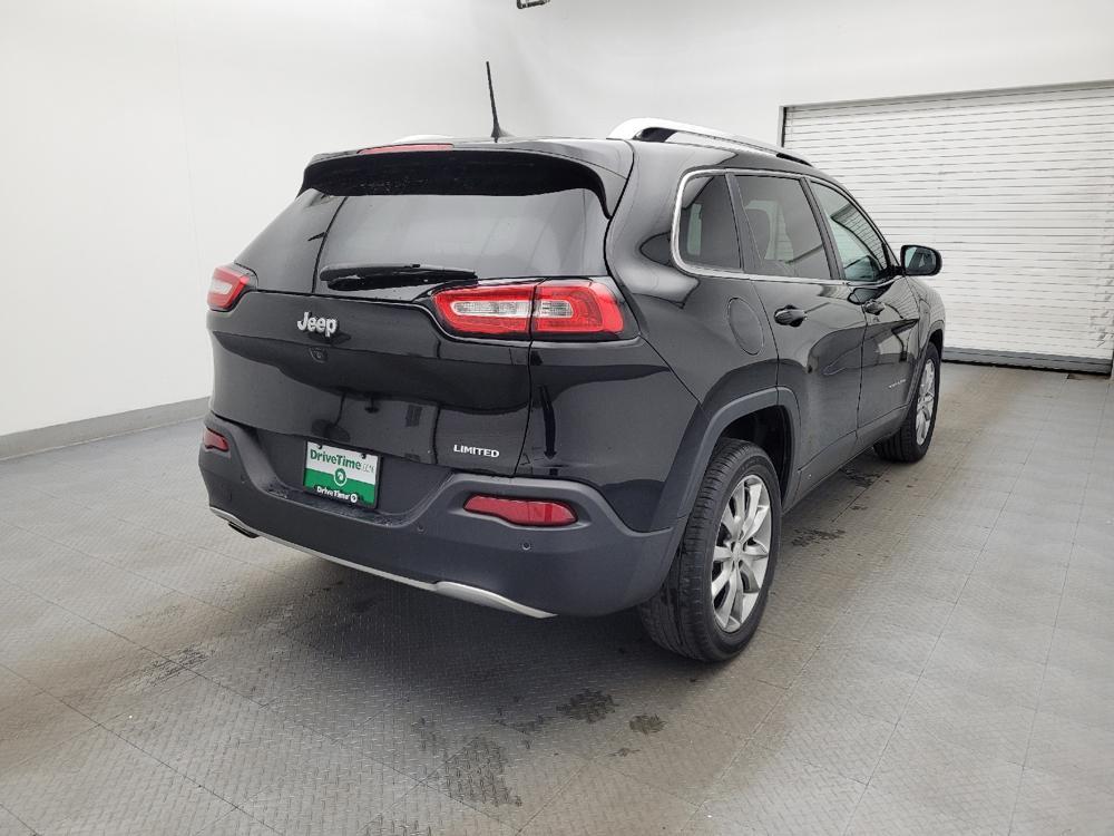 used 2018 Jeep Cherokee car, priced at $16,595