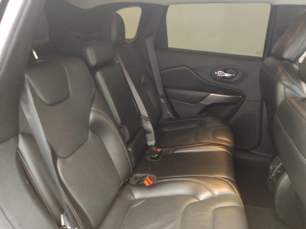 used 2019 Jeep Cherokee car, priced at $17,995