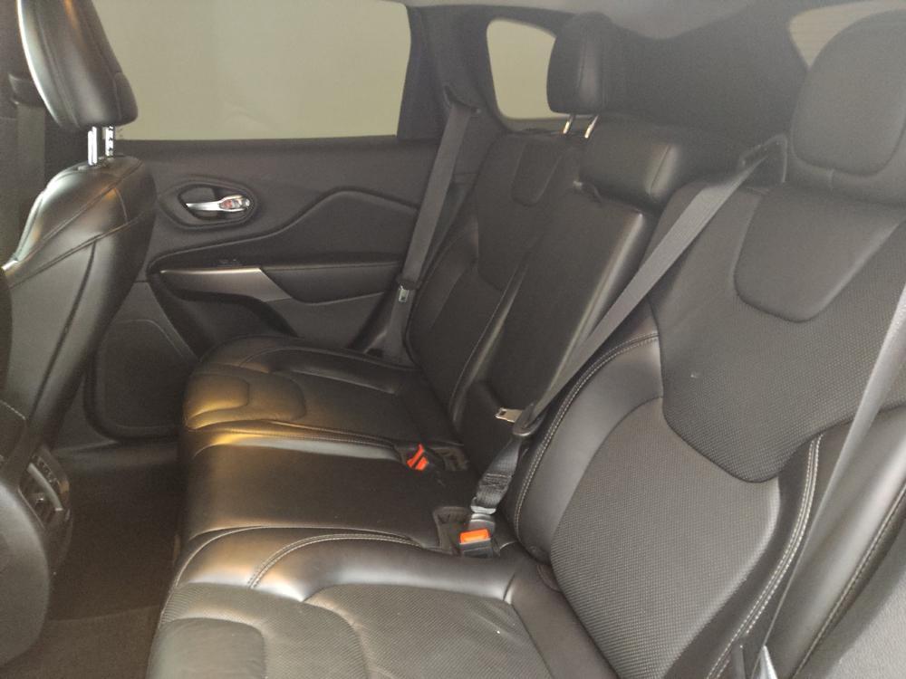 used 2019 Jeep Cherokee car, priced at $17,995