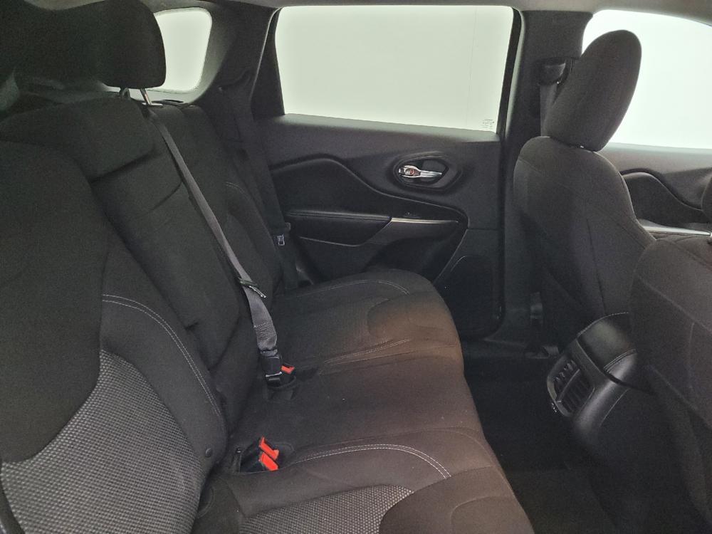 used 2019 Jeep Cherokee car, priced at $16,695