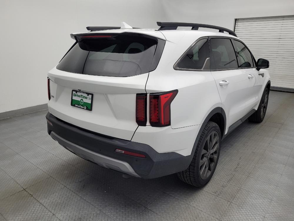 used 2022 Kia Sorento car, priced at $29,895