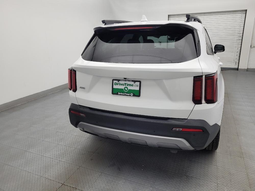 used 2022 Kia Sorento car, priced at $29,895