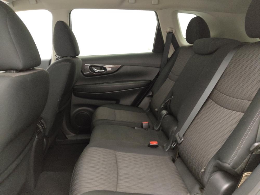 used 2019 Nissan Rogue car, priced at $17,595