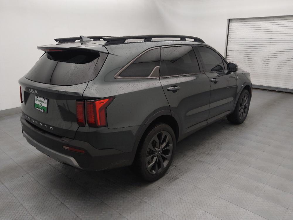used 2022 Kia Sorento car, priced at $28,395