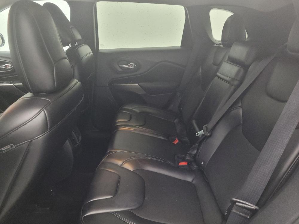 used 2019 Jeep Cherokee car, priced at $18,295