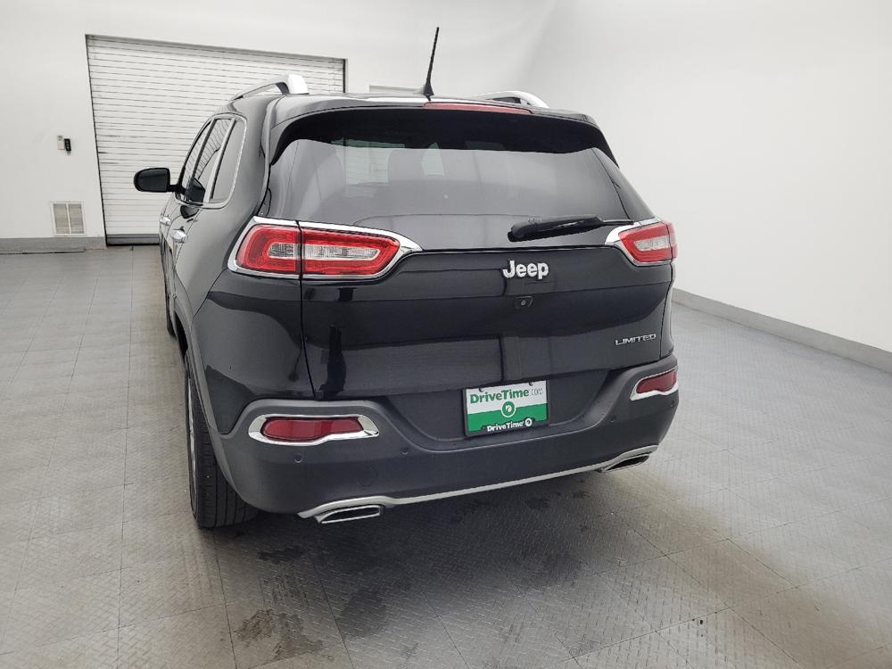 used 2018 Jeep Cherokee car, priced at $16,795