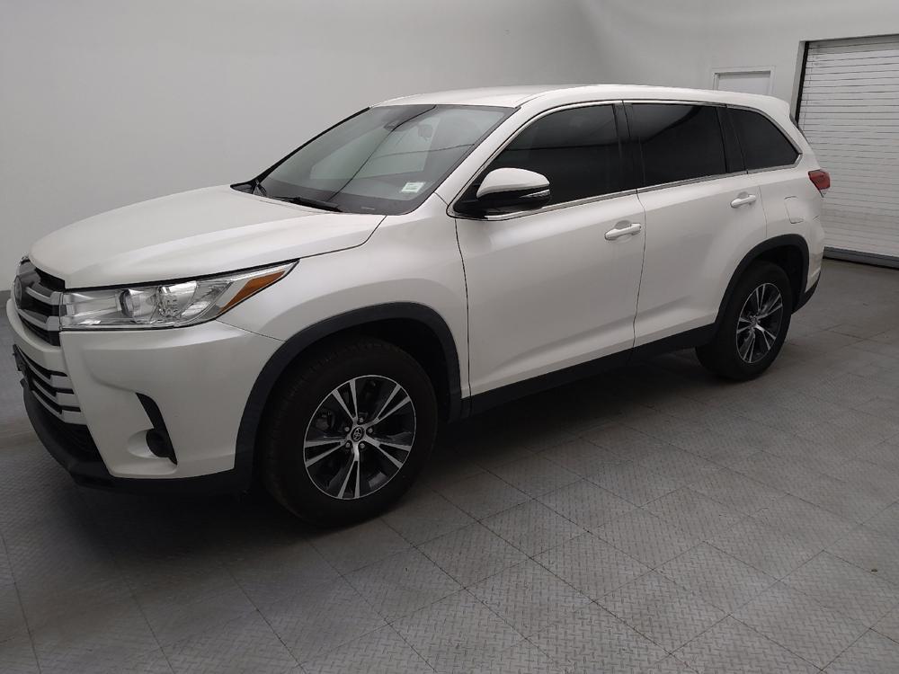 used 2019 Toyota Highlander car, priced at $21,895