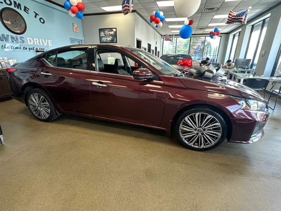 used 2023 Nissan Altima car, priced at $17,995