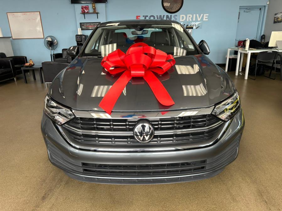 used 2024 Volkswagen Jetta car, priced at $18,995