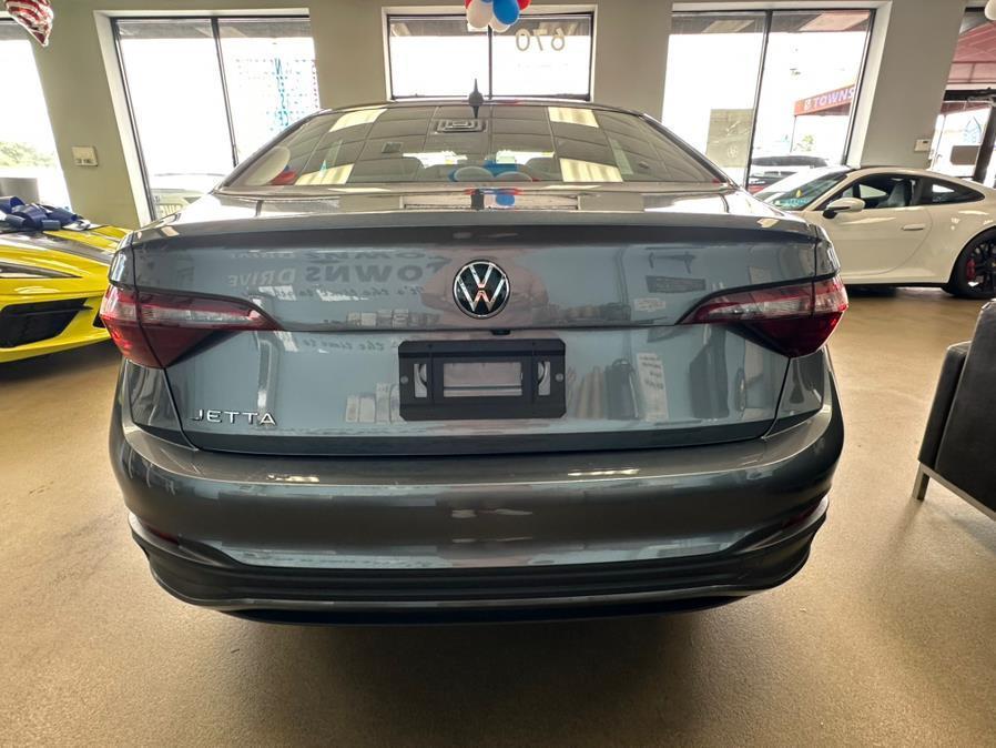 used 2024 Volkswagen Jetta car, priced at $18,995