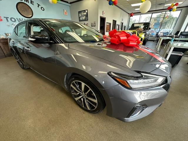 used 2021 Nissan Maxima car, priced at $15,995