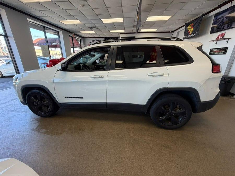 used 2019 Jeep Cherokee car, priced at $10,995