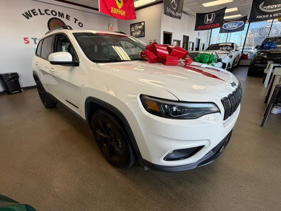 used 2019 Jeep Cherokee car, priced at $10,995