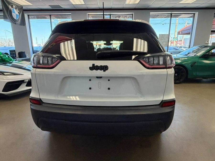 used 2019 Jeep Cherokee car, priced at $10,995