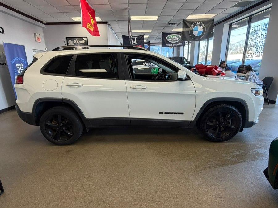 used 2019 Jeep Cherokee car, priced at $10,995