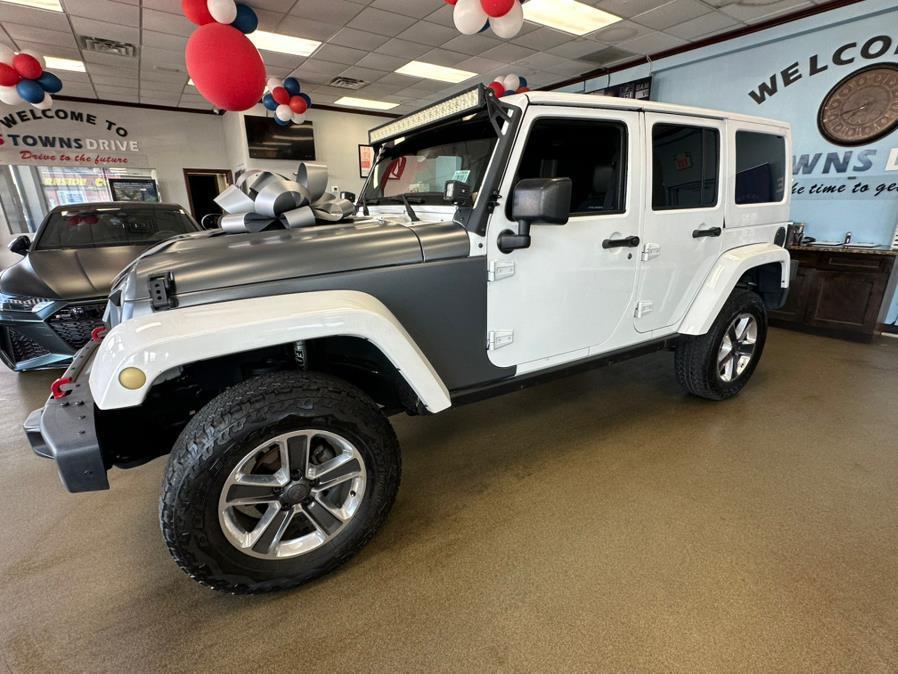 used 2015 Jeep Wrangler Unlimited car, priced at $19,995