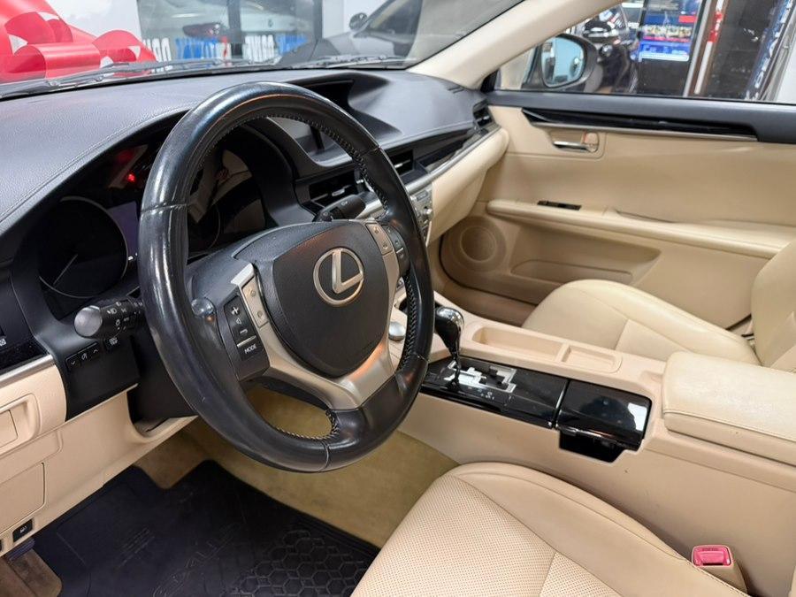used 2014 Lexus ES 350 car, priced at $13,995