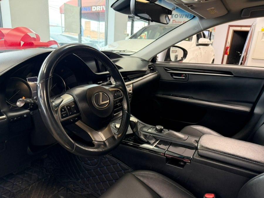 used 2017 Lexus ES 350 car, priced at $12,995