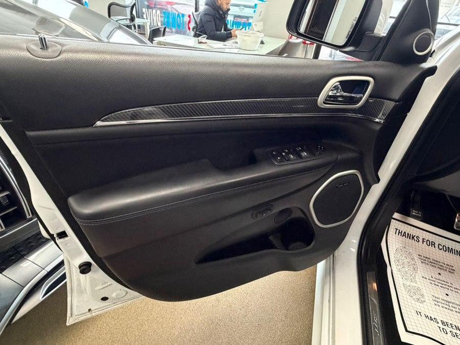 used 2020 Jeep Grand Cherokee car, priced at $39,995