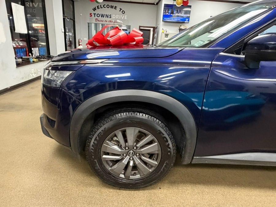 used 2022 Nissan Pathfinder car, priced at $19,995