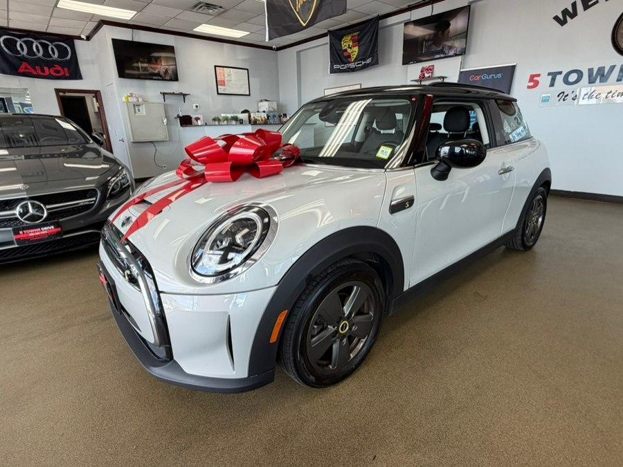 used 2023 MINI Hardtop car, priced at $19,995