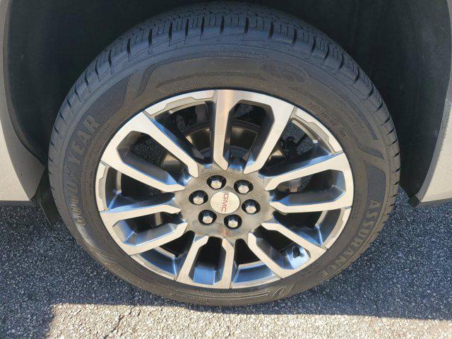 used 2020 GMC Acadia car, priced at $23,532