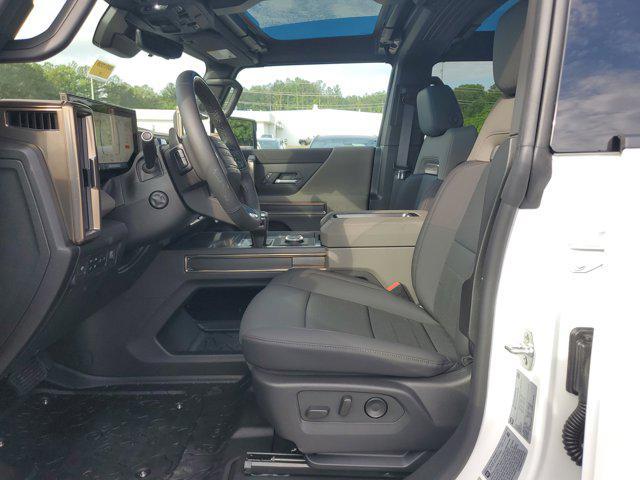 new 2025 GMC HUMMER EV Pickup car