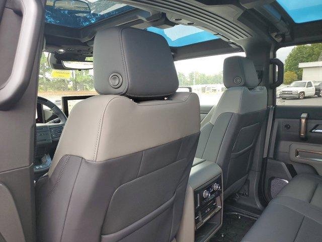 new 2025 GMC HUMMER EV SUV car