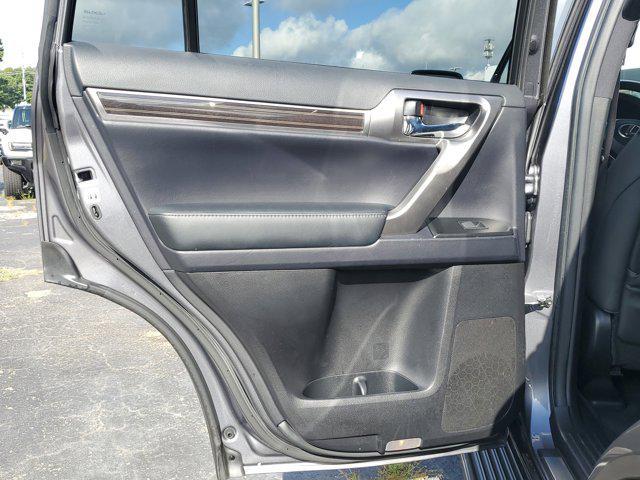 2022 Nebula Gray Pearl Lexus GX 460