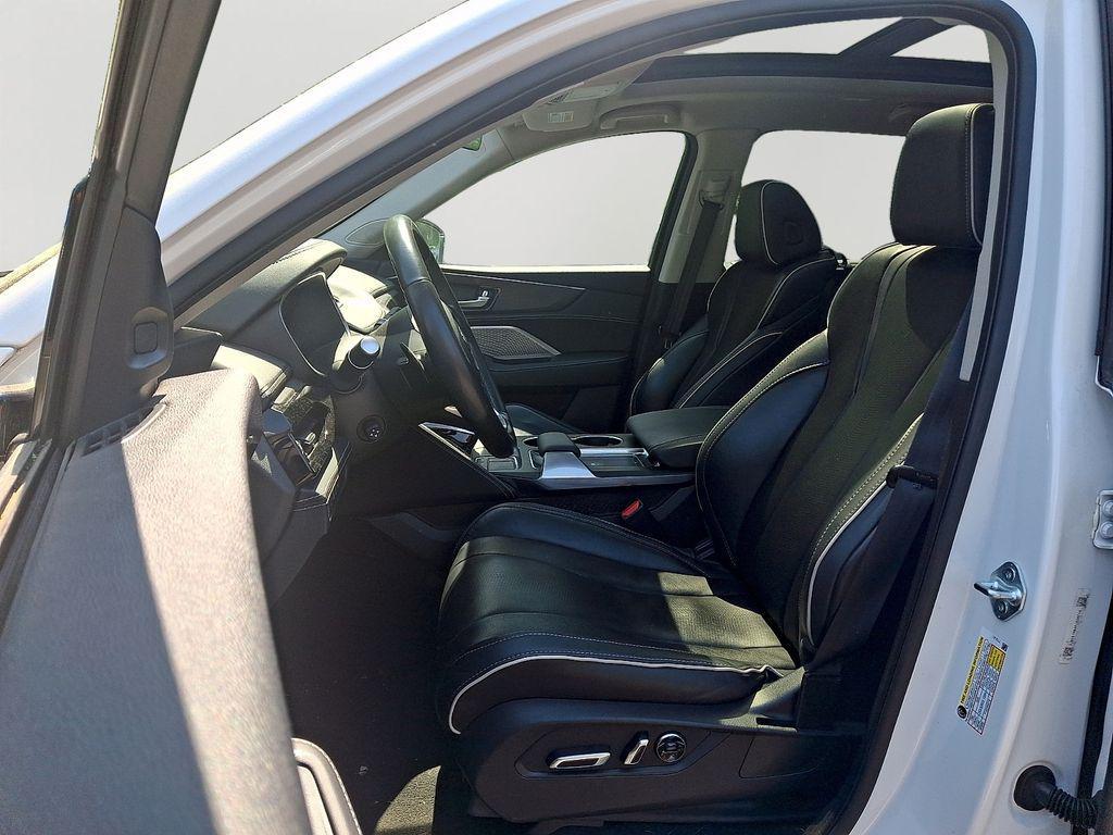 used 2023 Acura MDX car, priced at $44,488