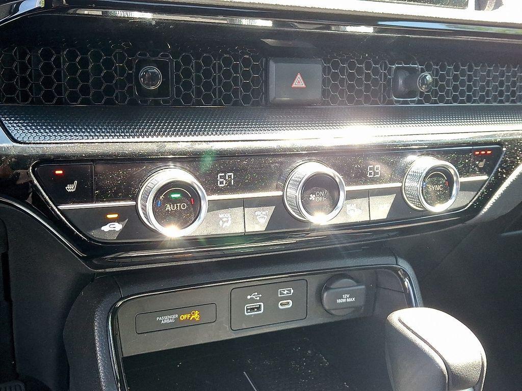 used 2024 Honda CR-V Hybrid car, priced at $32,991